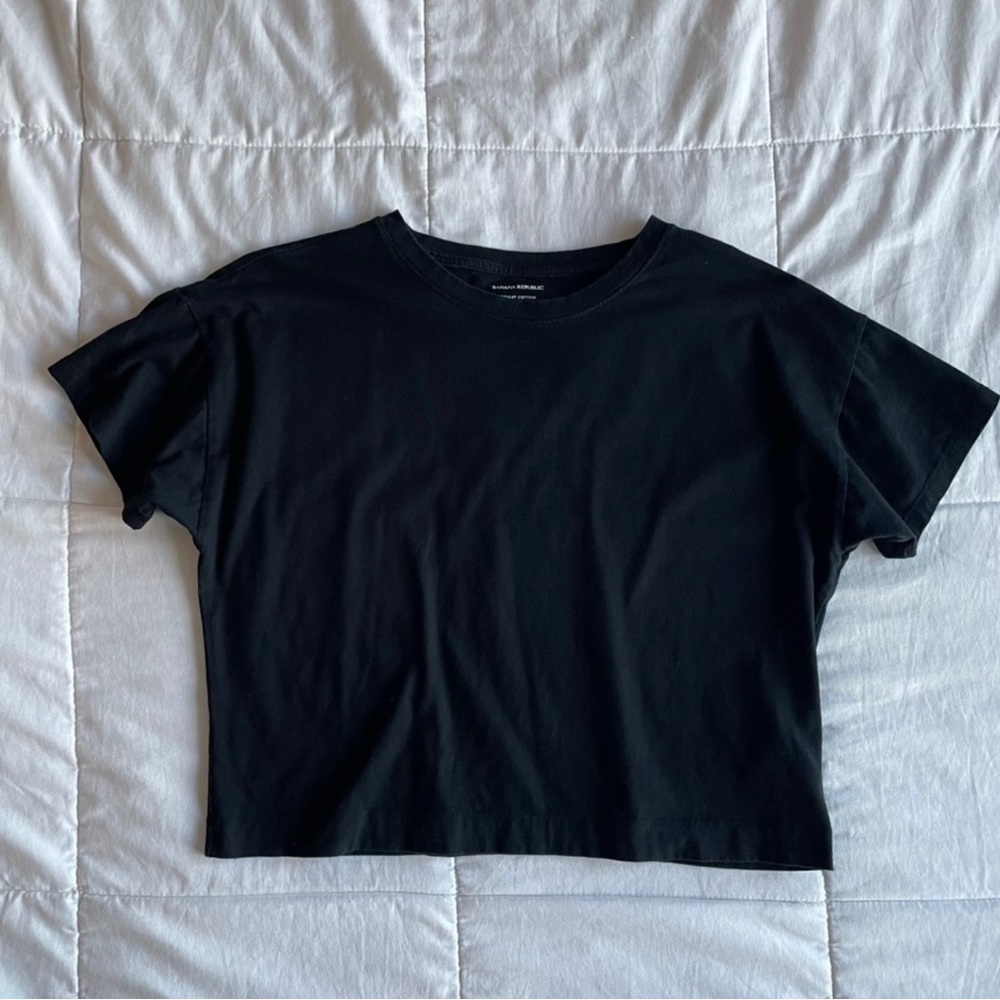 Banana Republic Crop tee